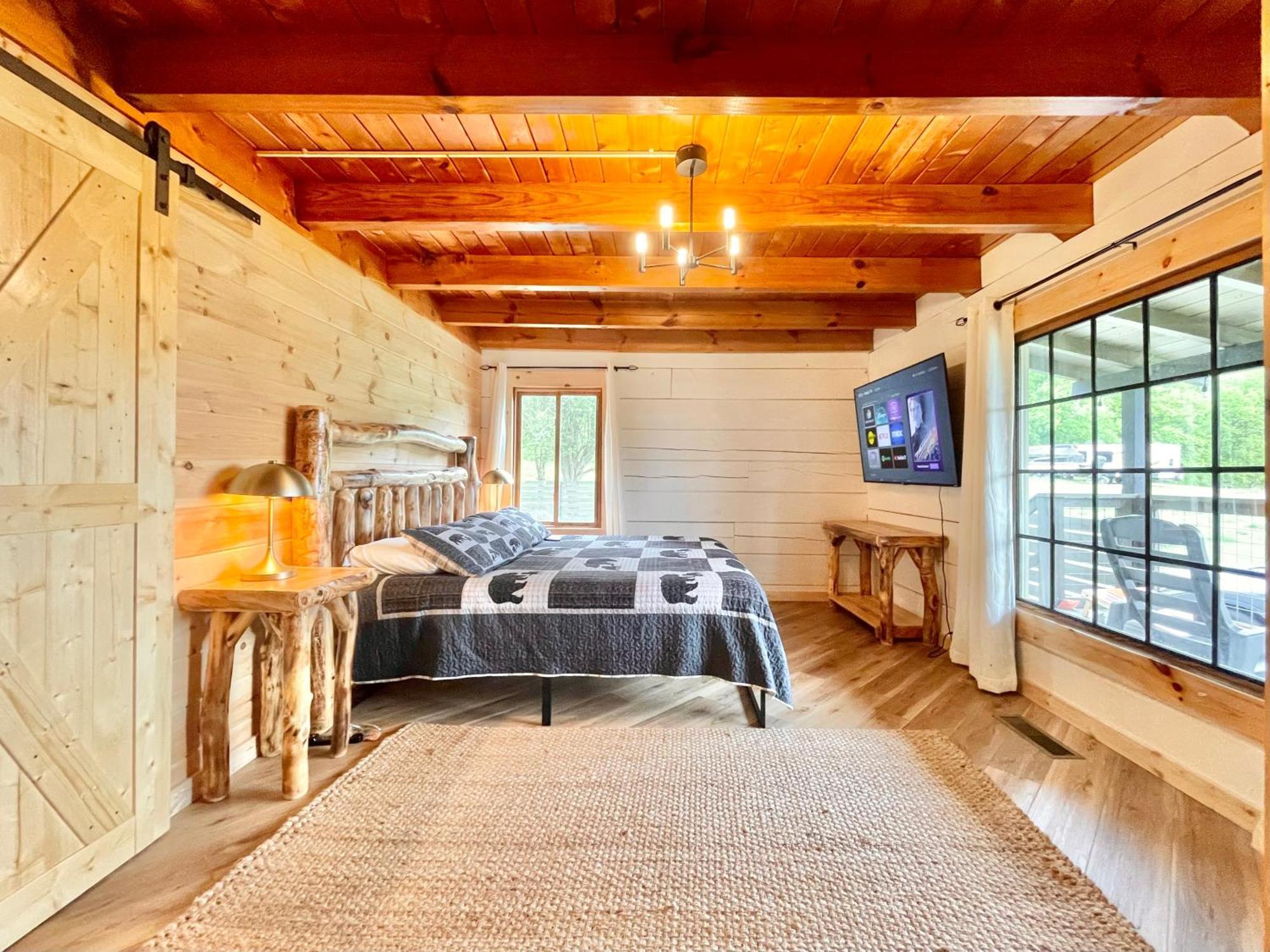 Modern Lake Side Nest• Hotub Fenced Yard King Beds 세비어빌 외부 사진
