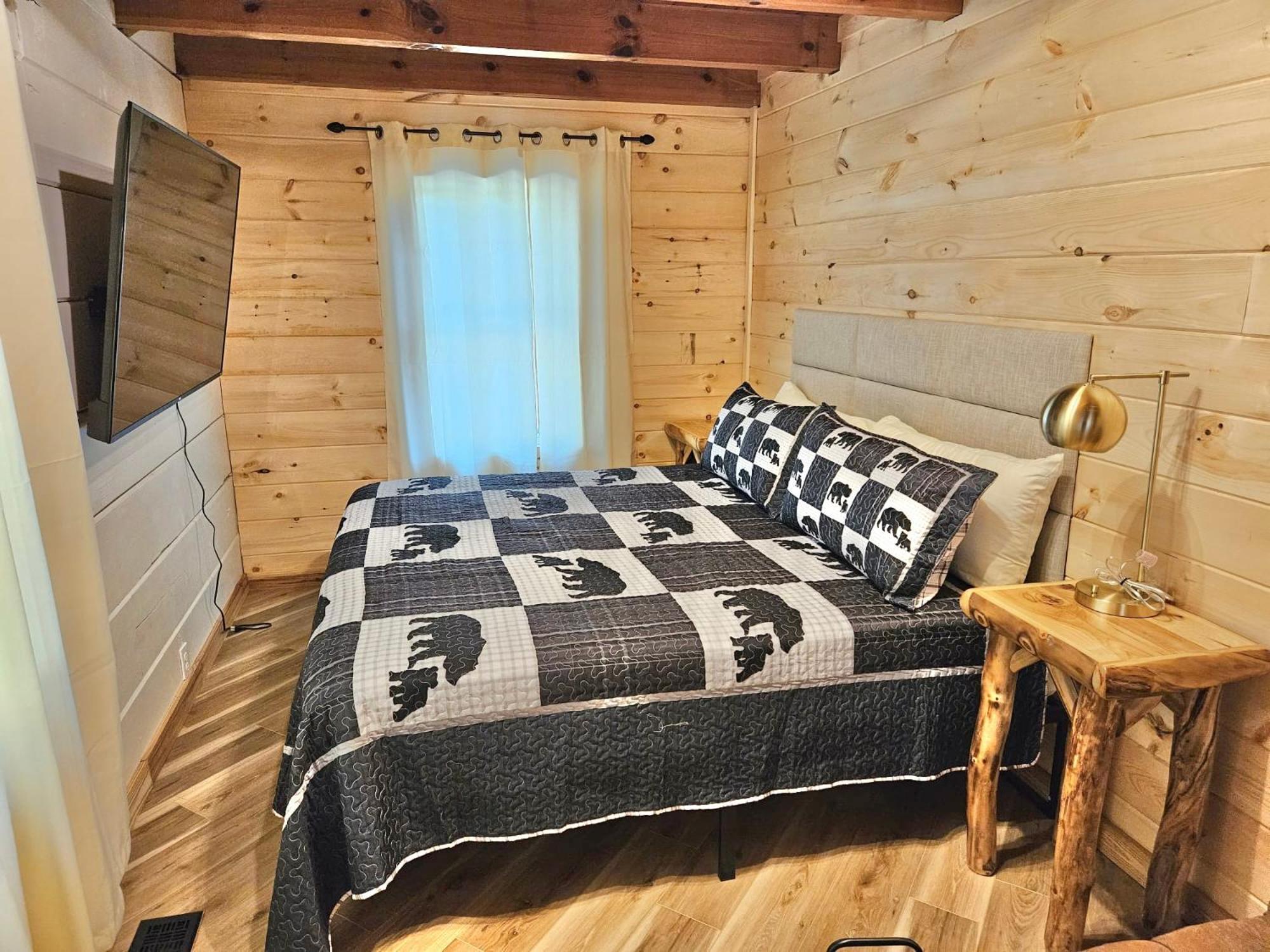 Modern Lake Side Nest• Hotub Fenced Yard King Beds 세비어빌 외부 사진